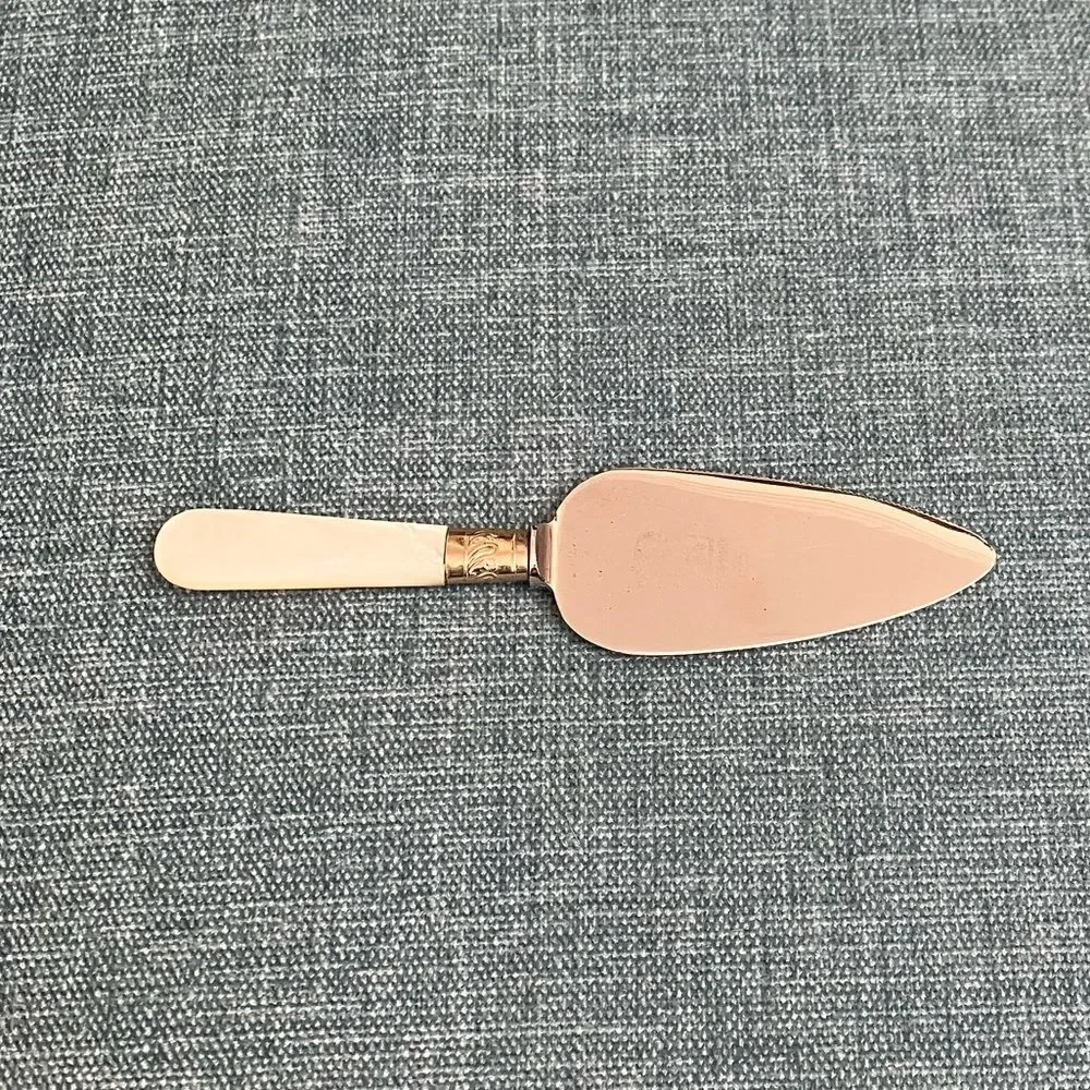Kirk & Matz Pearl Handle Knife